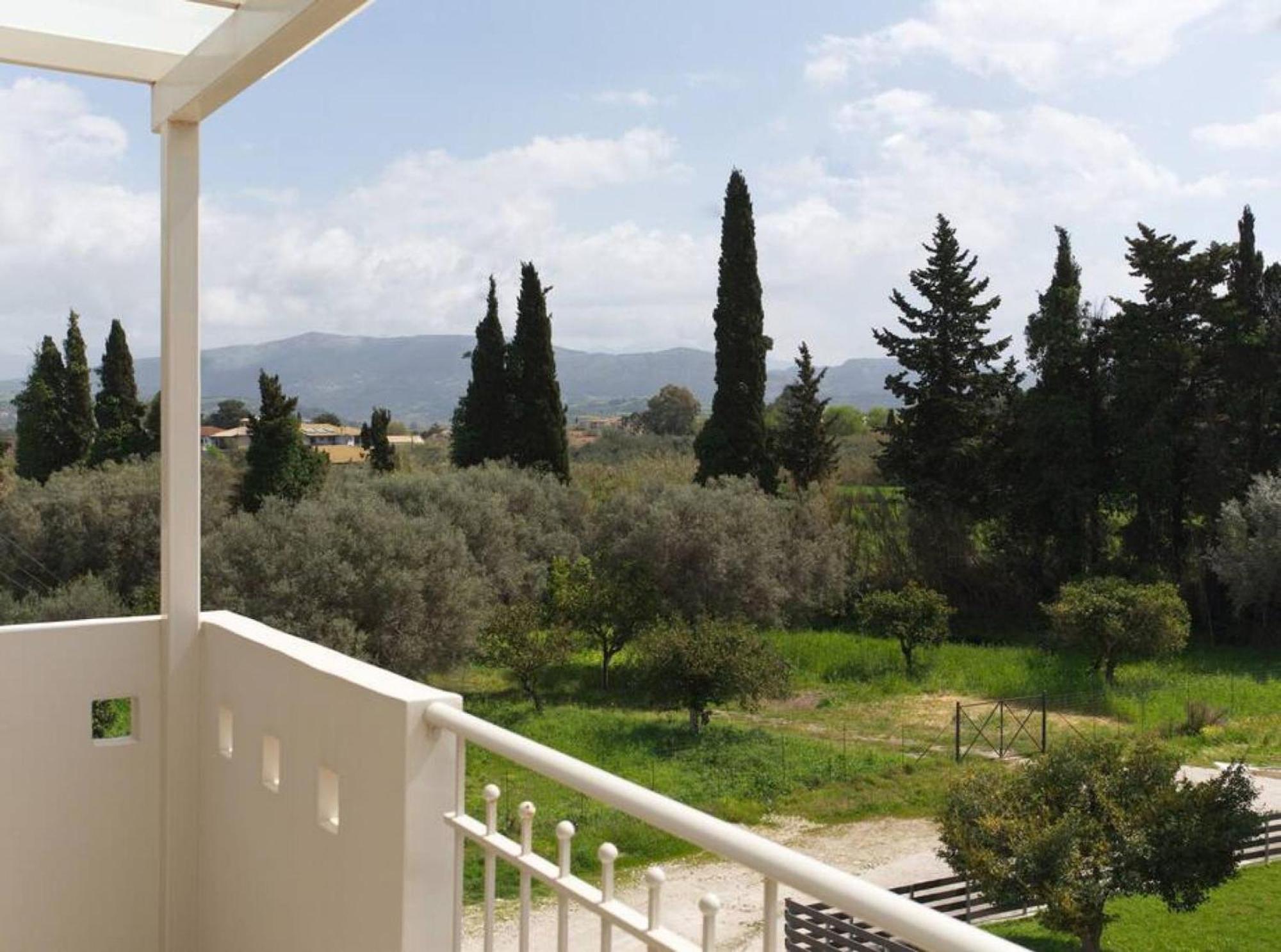 Sunny Apartment Lefkada - Lefkada Bnb Kalligoni Exterior foto